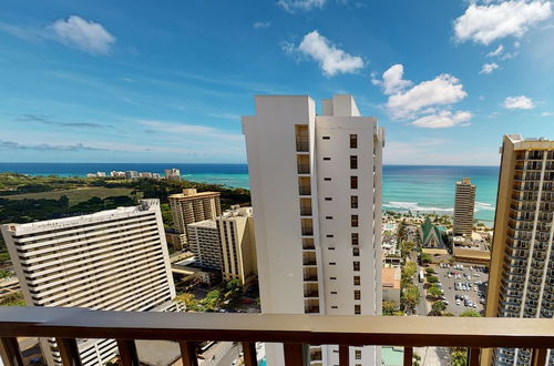 Photo 31 - 36th Floor Deluxe Ocean View Condo with Free Parking & Wifi by Koko Resort Vacation Rentals