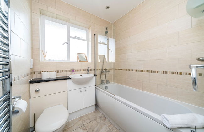 2 Bedroom Flat in Heart of Battersea near Station - Foto 16
