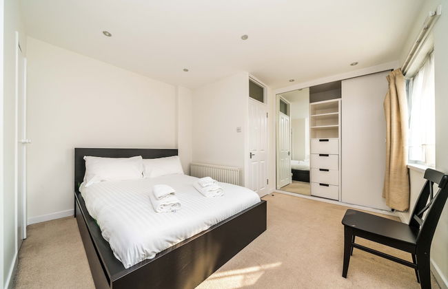 2 Bedroom Flat in Heart of Battersea near Station - Foto 4