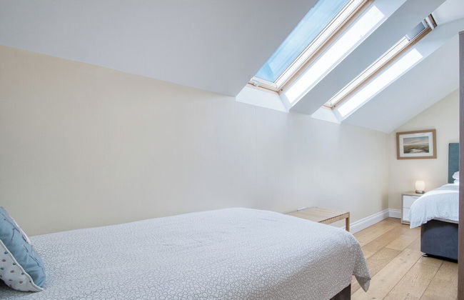 The Chaffhouse - 4 Bedroom - Llangennith - Photo 11
