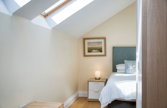The Chaffhouse - 4 Bedroom - Llangennith - Photo 17