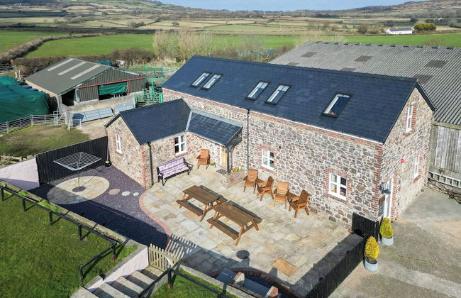 The Chaffhouse - 4 Bedroom - Llangennith - Photo 52