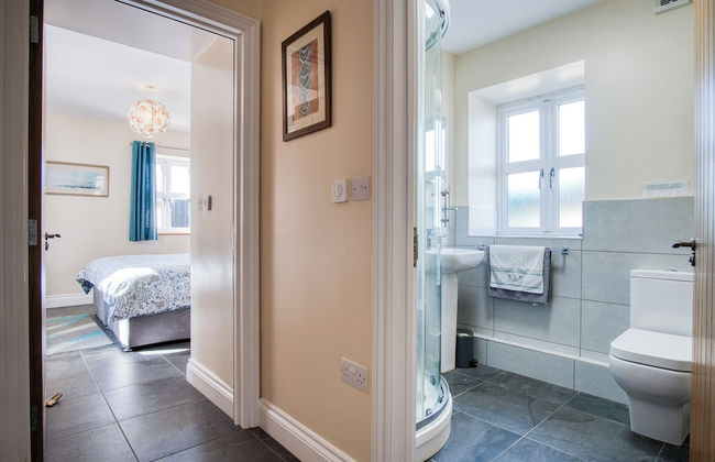 The Chaffhouse - 4 Bedroom - Llangennith - Photo 7