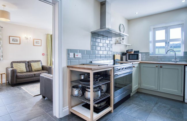 The Chaffhouse - 4 Bedroom - Llangennith - Photo 29