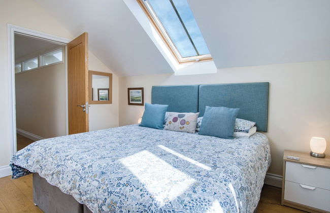 The Chaffhouse - 4 Bedroom - Llangennith - Photo 24