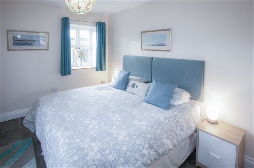 Photo 3 - The Chaffhouse - 4 Bedroom - Llangennith