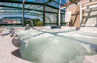 Foto 1 - Agriturismo in the Appenines with Covered Swimming Pool & Hot Tub