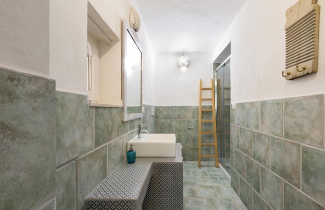 Villa Thea Charming House - Photo 26