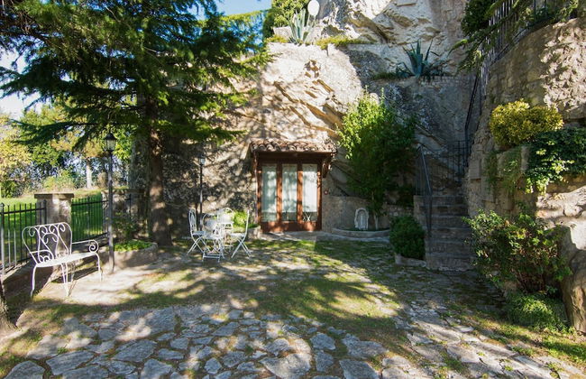 Appealing Apartment in Petrella Guidi With Near Centre - Photo 58
