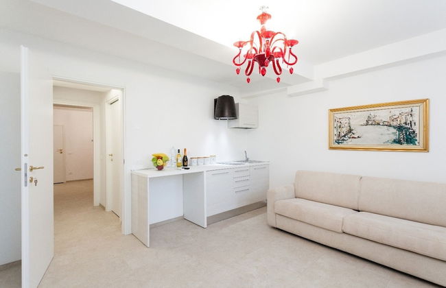 Prince Apartments - Photo 52
