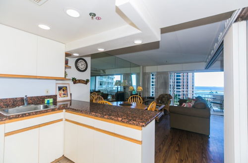 Photo 42 - Ilikai Tower One Bedroom Lagoon View Waikiki Condos With Lanai & Free Wifi