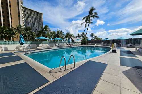 Foto 19 - Fully Furnished Ilikai Tower 525 Condo With Free Wifi, Near Best Waikiki Beaches! by RedAwning