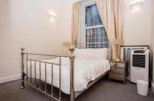 Photo 1 - Cozy 1 Bedroom Apartment near Harrods, Knightsbridge