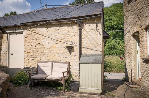 Photo 22 - Stunning 2-bed Cottage in Fordwells