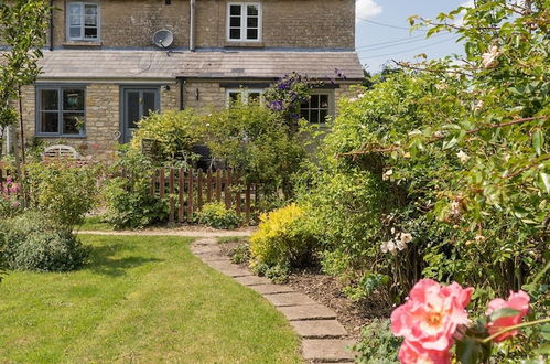 Photo 54 - Stunning 2-bed Cottage in Fordwells