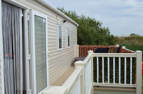 Photo 26 - Tattershall Lakes Luxury Caravan With Hot tub