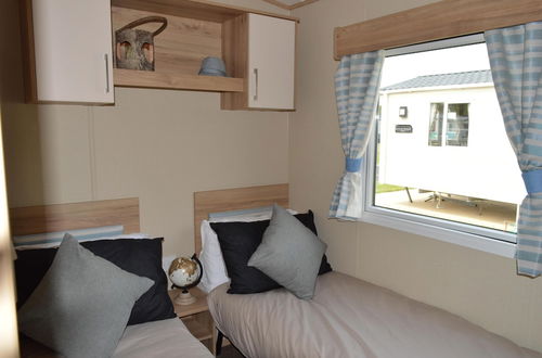 Foto 6 - Tattershall Lakes Luxury Caravan With Hot tub