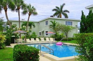 Foto 1 - Palm Cay 9 1 Bedroom Condo by RedAwning