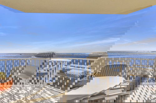 Foto 25 - Waterview Yacht Club 532 is a 3 BR with Stunning views of the Pass by RedAwning