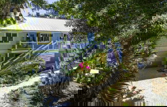 Foto 1 - Dancing Dolphin 4 Bedroom Home by RedAwning