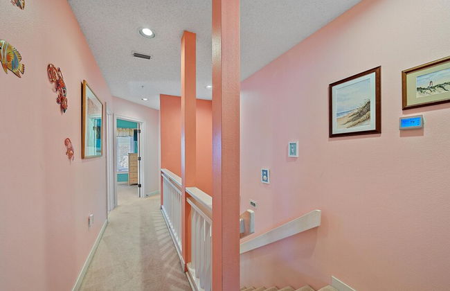 Surf And Turf At Cedars East 2 Bedroom Townhouse by RedAwning - Foto 41