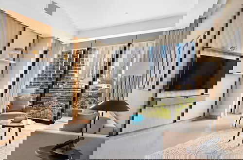 Foto 1 - Luxurious 3-bedroom Apartment Facing Burj Khalifa in The Address Dubai Opera