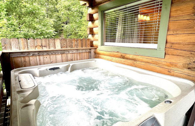 J Willy's Refuge 2 Bedroom Cabin by RedAwning - Foto 29