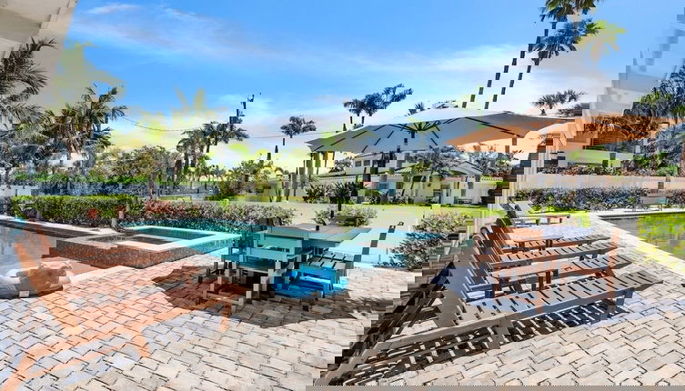 Foto 1 - The Palm Leaf 3 Bedroom Home by RedAwning