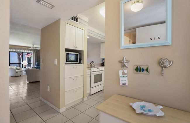 Runaway Bay 212 1 Bedroom Condo by RedAwning - Foto 2