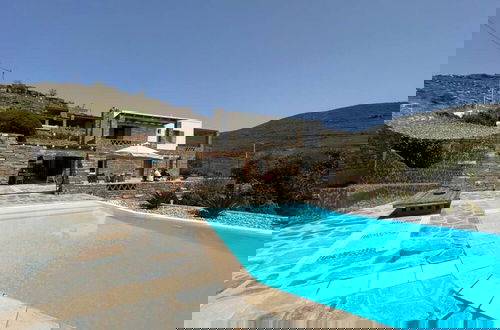 Foto 3 - Relax Joy Villa - Easy Beach Access 150m Away