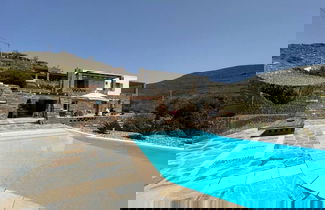 Foto 3 - Relax Joy Villa - Easy Beach Access 150m Away