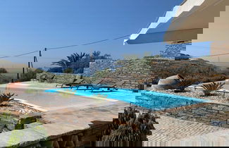 Foto 2 - Relax Joy Villa - Easy Beach Access 150m Away