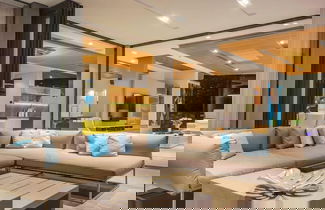 Photo 1 - Luxurious Villa Over 3 Levels With Lift Geneva House