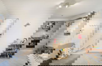 Foto 2 - Comfy Apartment Near the Harbor by Wonderful Italy