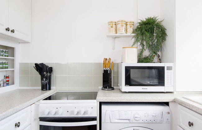 Seaside Retreat 2 Mins to Beach - Foto 3