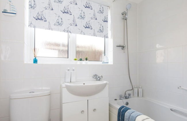 Seaside Retreat 2 Mins to Beach - Foto 51