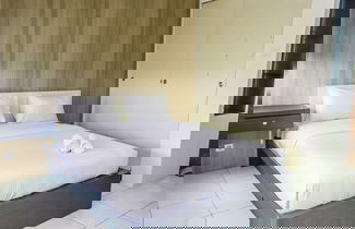 Foto 3 - Nice And Comfort Studio At Great Western Resort Apartment