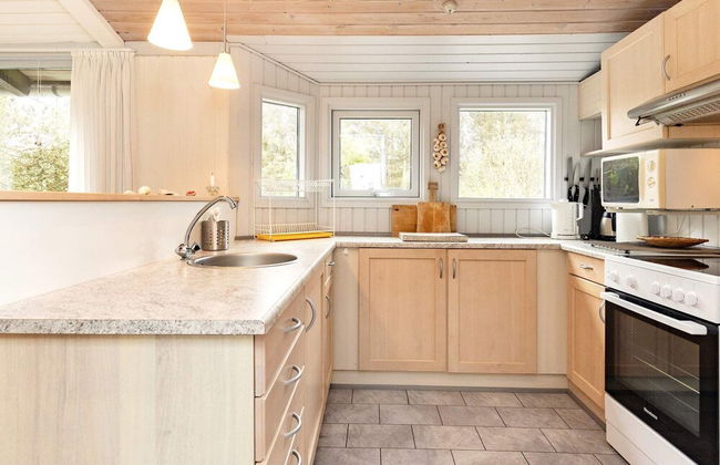 8 Person Holiday Home in Pandrup - Foto 5