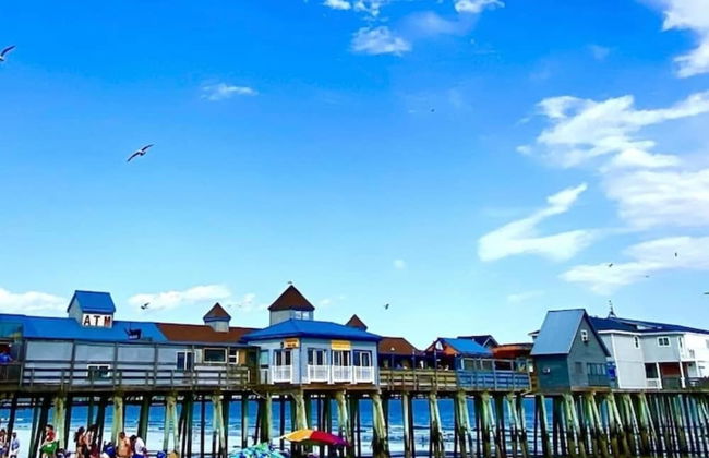 Latitude Adjustment Walk to Beach & Dining! - Foto 45