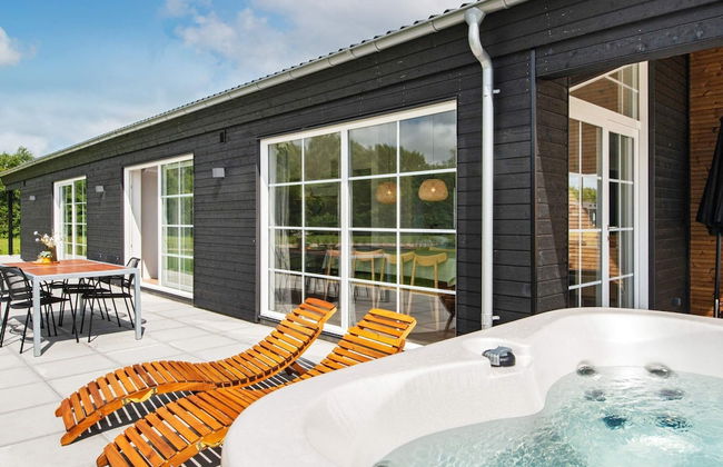 12 Person Holiday Home in Ansager - Foto 35
