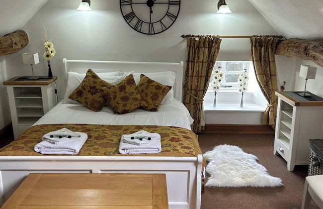 Character 3 Bed Peak Dist Farmhouse Alton Towers - Foto 3