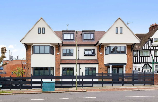 Luxury Spacious 2 Person Suite in North London - Foto 13