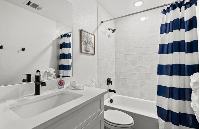 Brand New Relax at 3BR 2BA Apt Near City Center - Foto 12