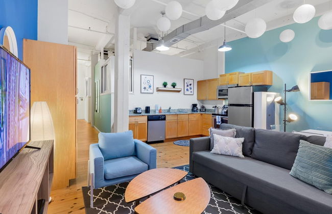 ASK FOR Discount-hip Vibrant 2BR Parking Wifi - Foto 19