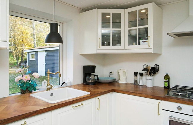 6 Person Holiday Home in Hojby - Foto 5
