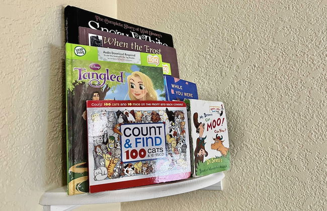 DT Reno - 4BR Home w Patio BBQ Grill Games Room - Photo 22