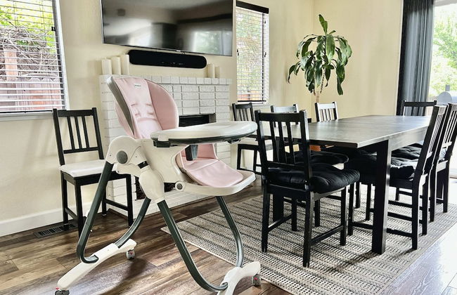 DT Reno - 4BR Home w Patio BBQ Grill Games Room - Photo 26