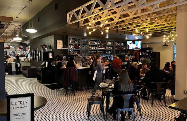 DT Reno - 4BR Home w Patio BBQ Grill Games Room - Photo 42