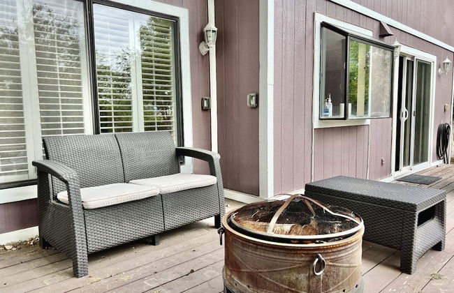 DT Reno - 4BR Home w Patio BBQ Grill Games Room - Photo 38