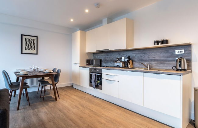 Sevenstays Ashford - 2BR Luxury Apartments - Foto 26